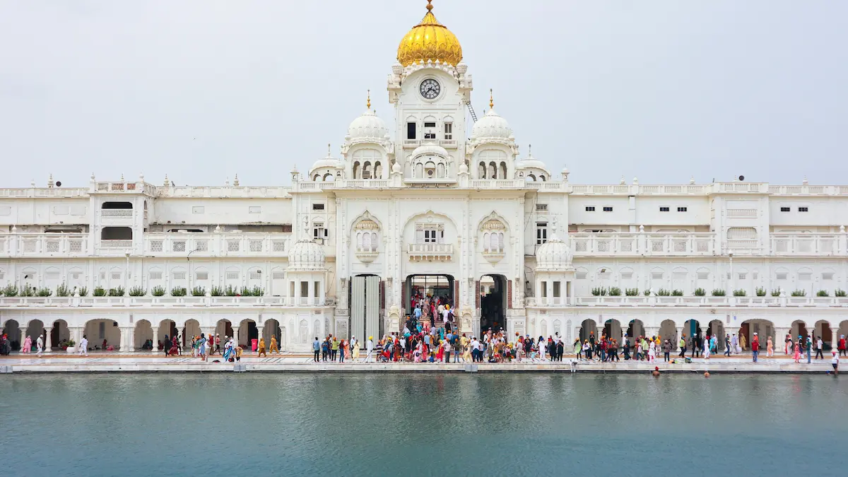 Read more about the article Explore Amritsar: Local Markets, Culture & Heritage Walks