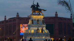 Read more about the article <strong>Top Things to Do Near The Earth Amritsar: A Curated Guest Guide</strong>