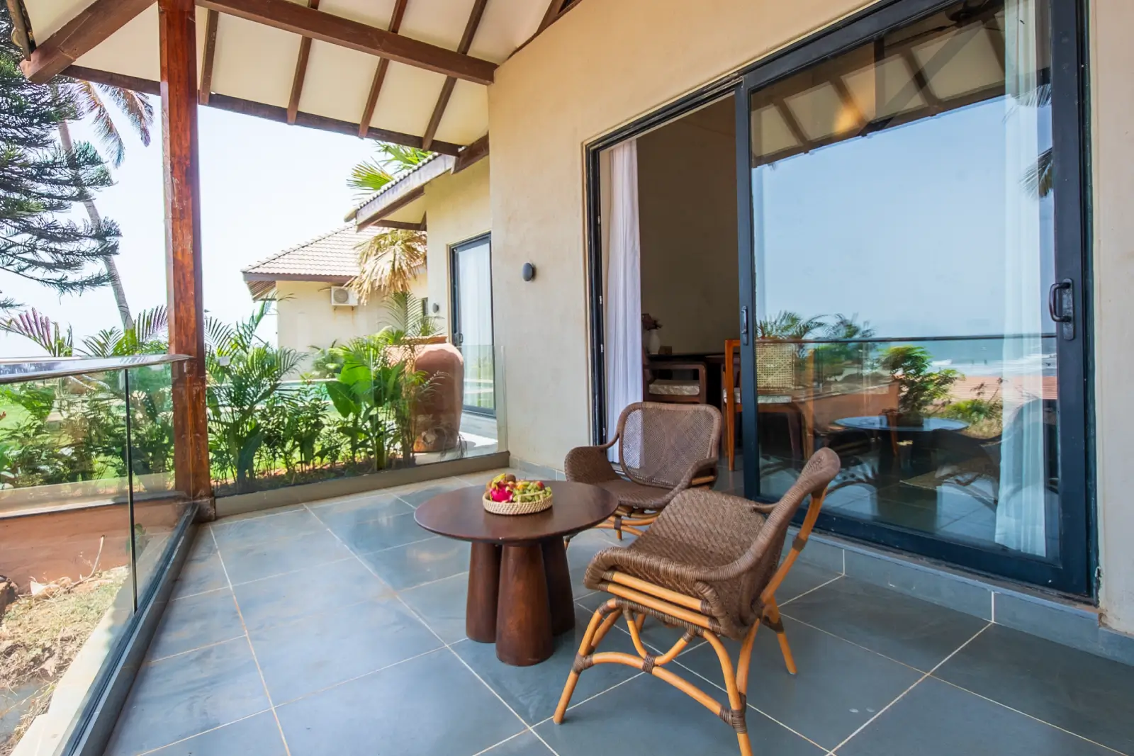 Earth Ocean Villa